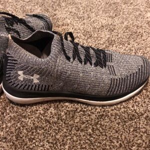 Under Armour Tennis shoes